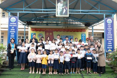 “Tết sum vầy – Xuân chia sẻ” cùng học sinh khó khăn Trường TH&THCS xã Bình Phước”